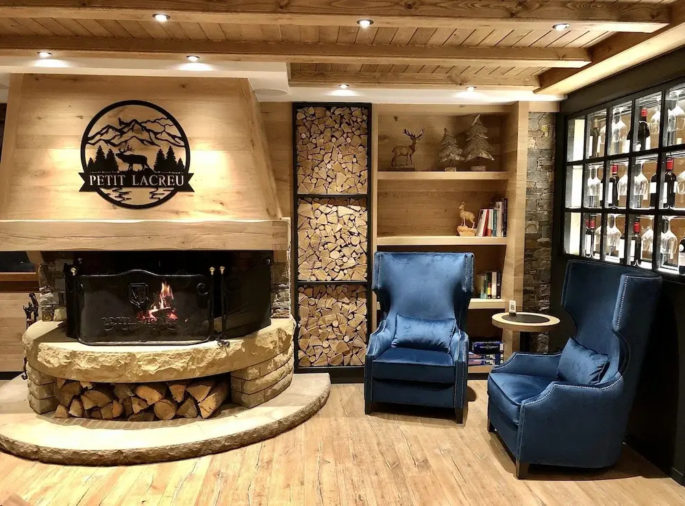 Hotel Petit Lacreu