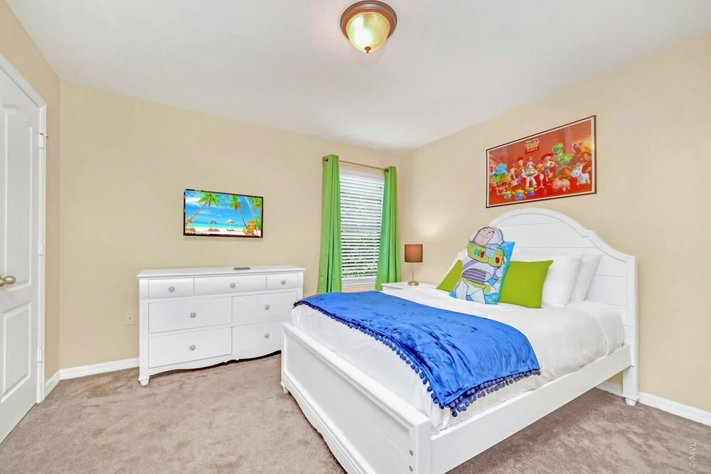 6BR Family Home w Private Pool BBQ Netflix