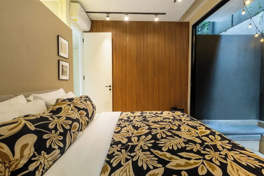 Luxury 2BR Berawa Loft | Private Pool, Near Cafe