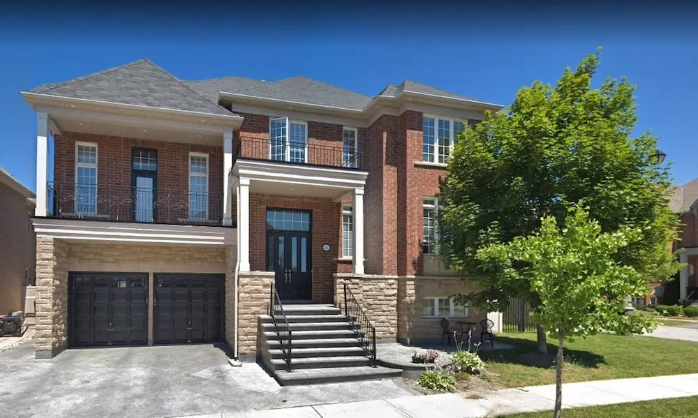 Spacious 2 BR, 3 Beds, Sleeps 6, Kitchen, Laundry