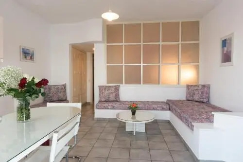 Markakis Apartments