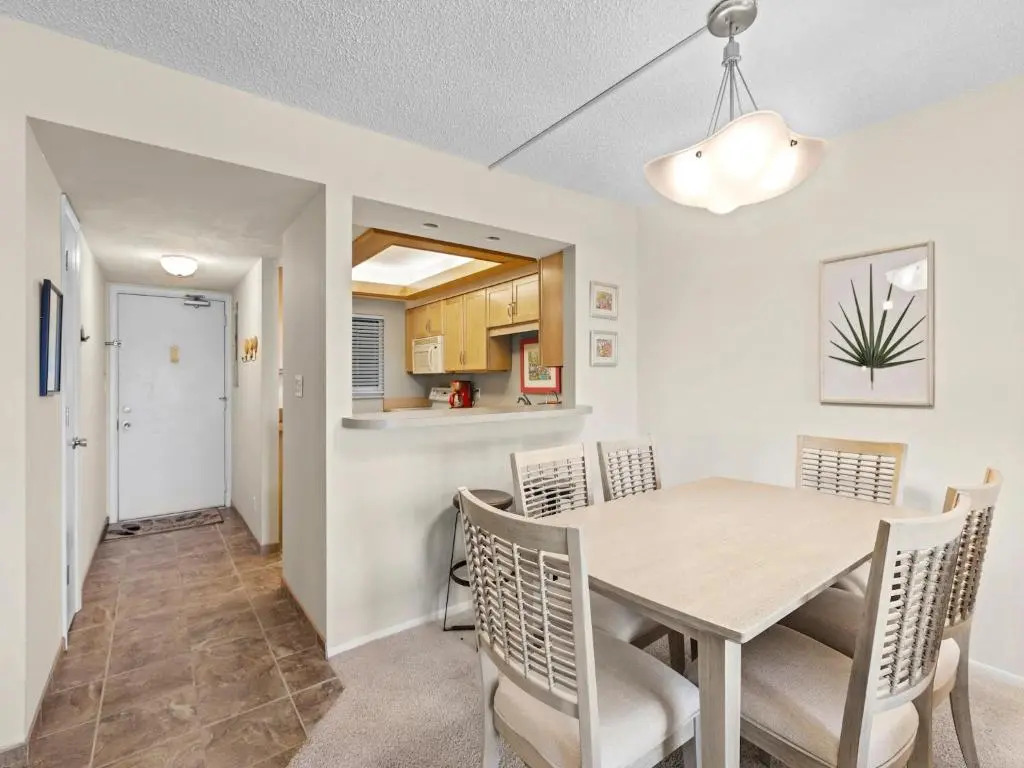Sand Caper 202, Sleeps 4, Gulf Front, 2 Bedrooms, Elevator, Heated Pool