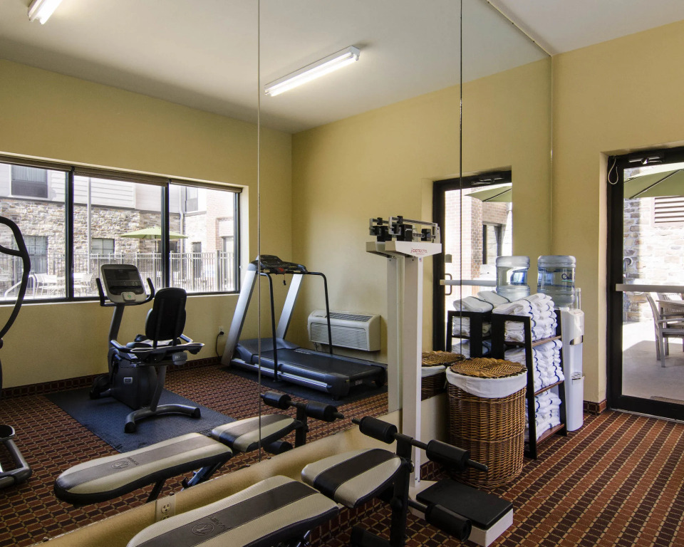 Mainstay Suites Rogers