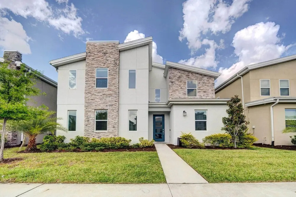 Resort Getaway with Home Theater 7 Mi to Disney!