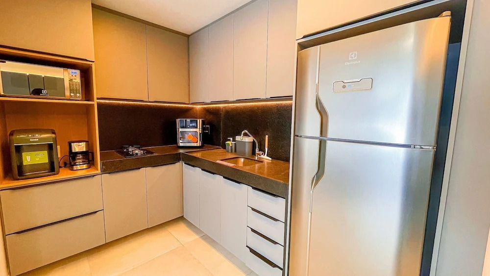 Hyde Park Premium - by Living