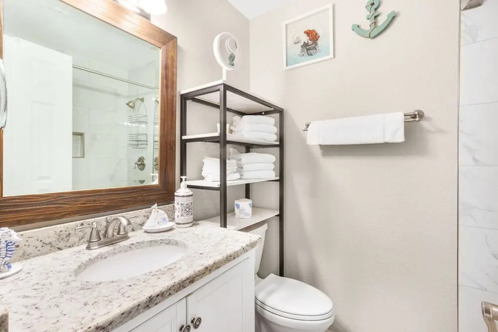 Sunrise Village 215- 2BR 1BA gulf front sleep 6
