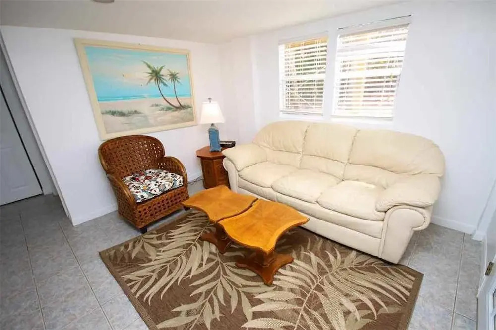 437 - LongLook Beachhouse