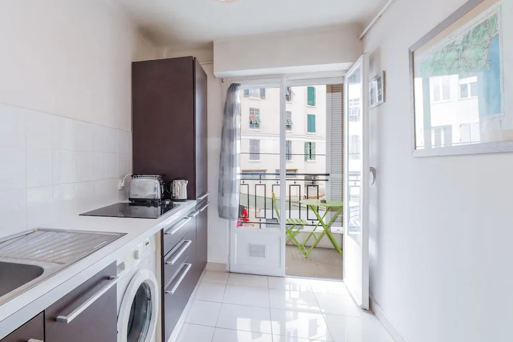 Le Mazarin Apartment 2