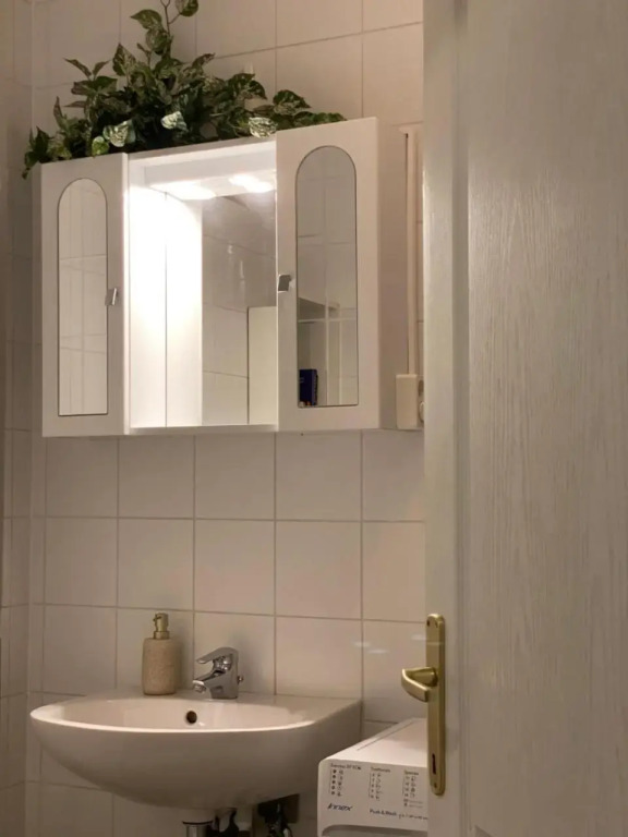 Viktria Vzparti Medencs Apartman
