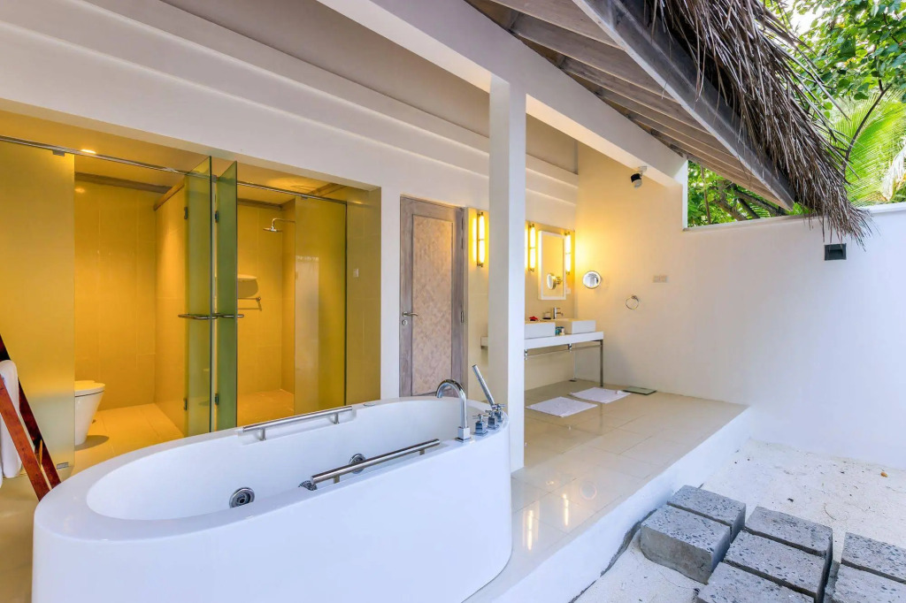 NH Maldives Kuda Rah Resort