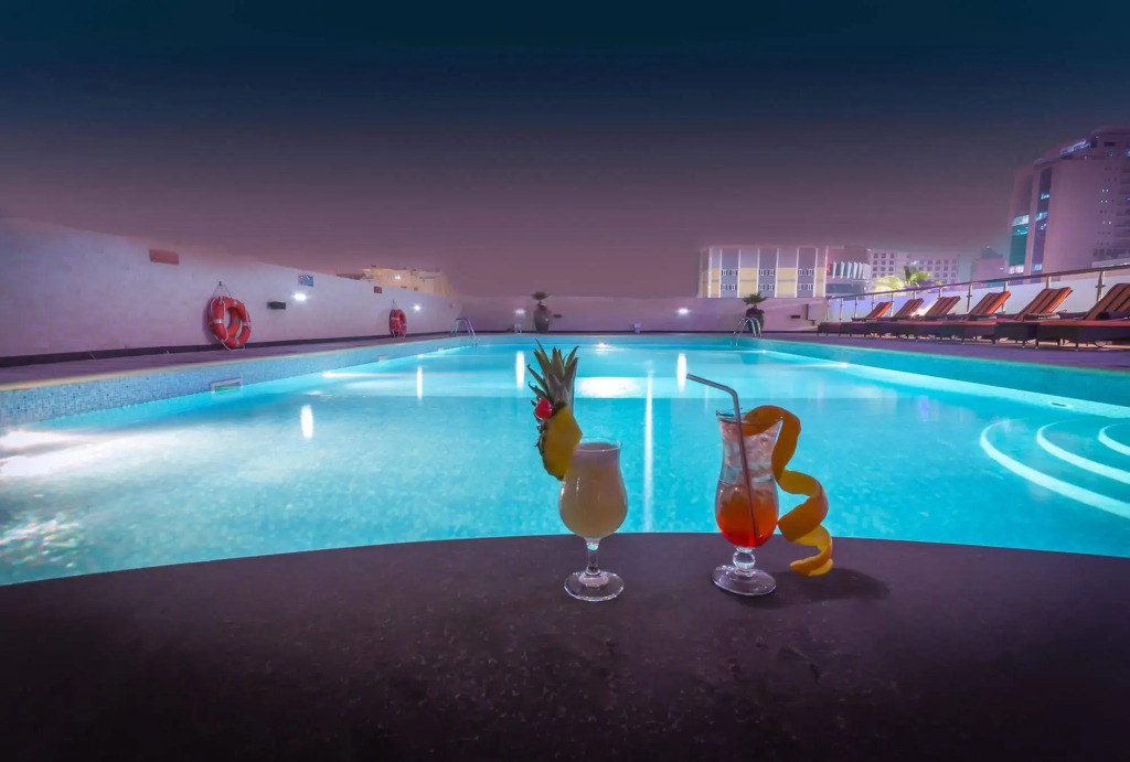Elite Crystal Hotel