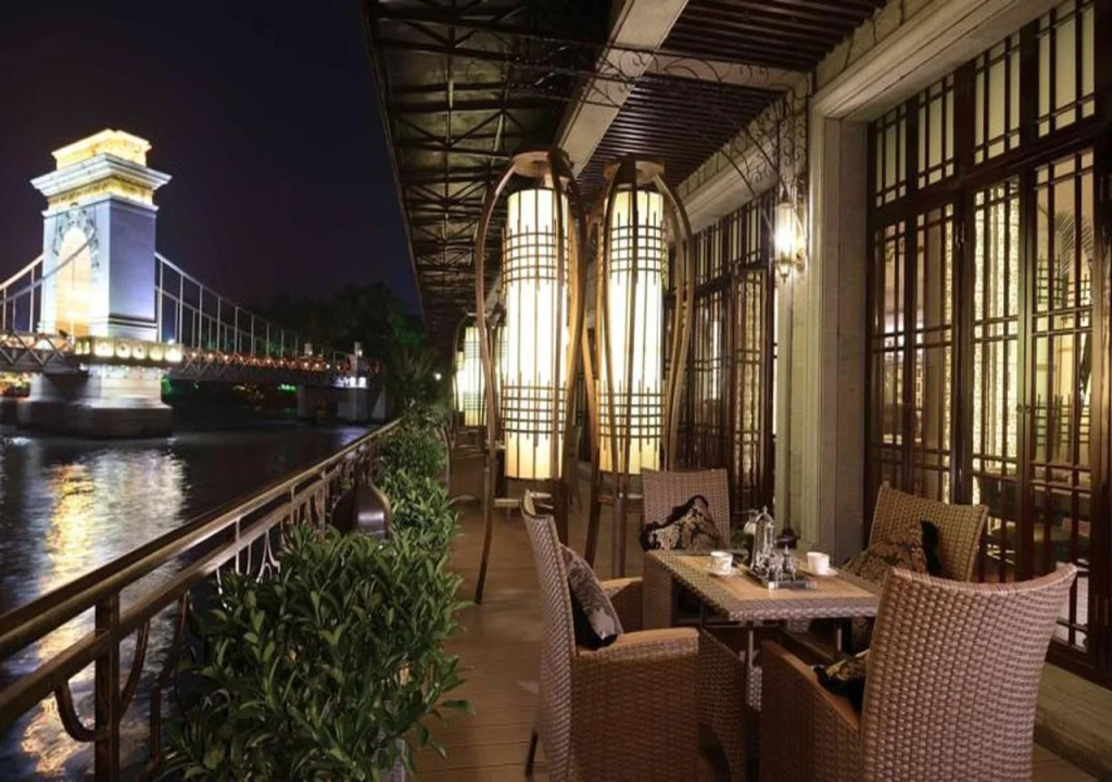 The White House Hotel Guilin