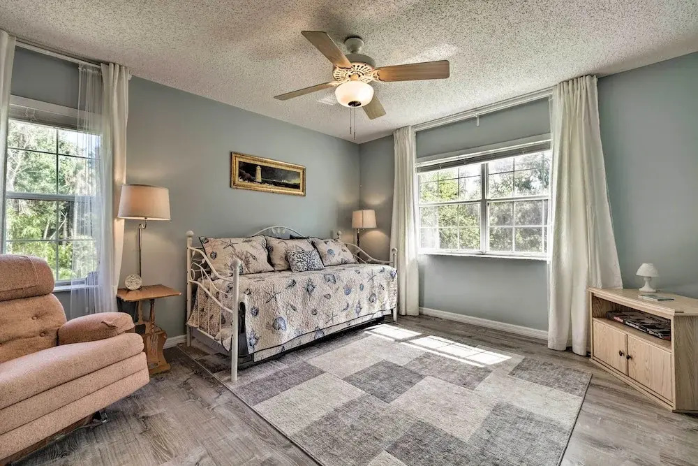 1 Mi to Boat Launch: Crystal River Home w/ Dock