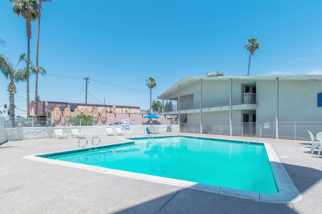 Motel 6 Bakersfield
