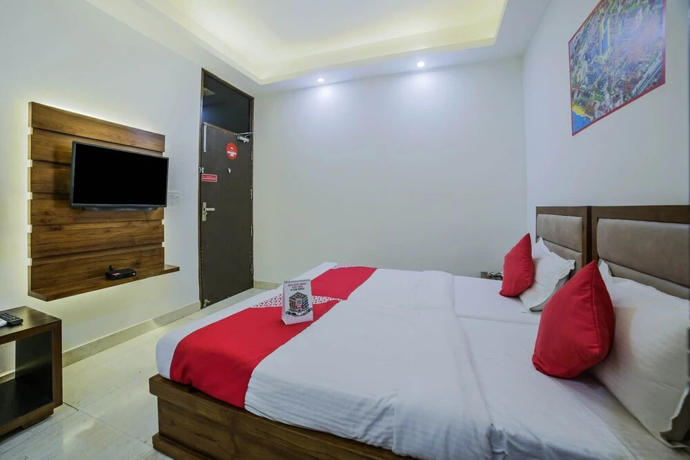 Super Hotel O Gurgaon Old Town