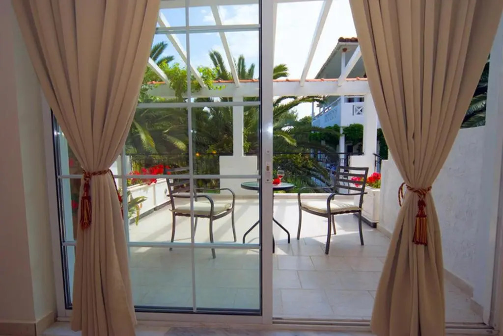 Porfi Beach Hotel