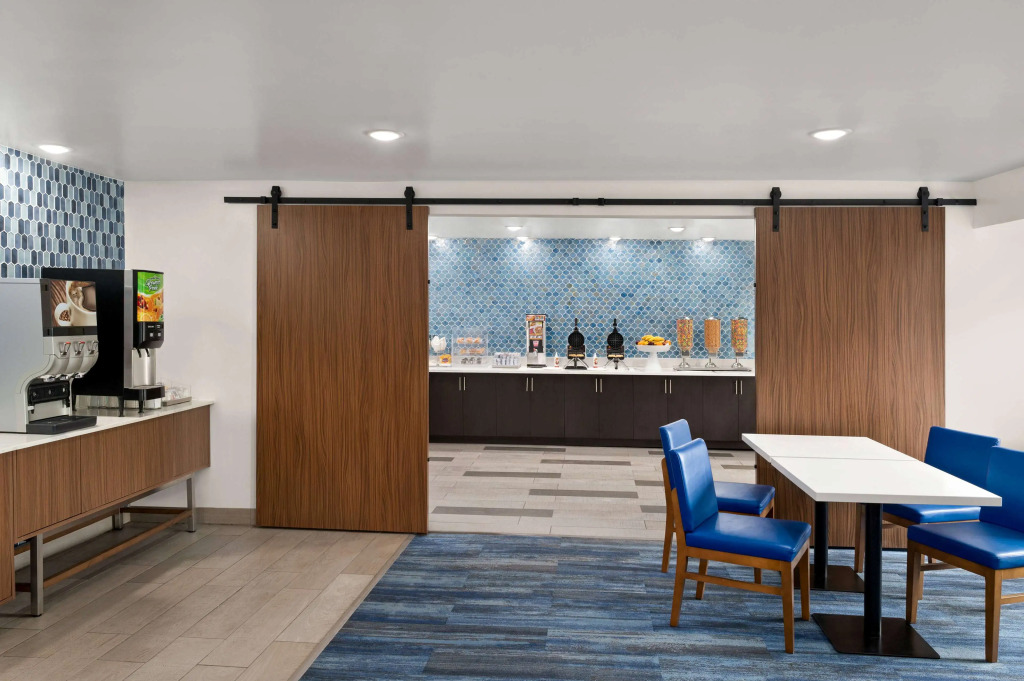 La Quinta Inn by Wyndham Columbus Dublin