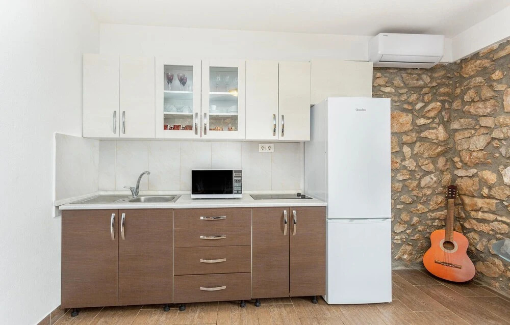 Cozy Home In Sveti Vid Dobrinjski