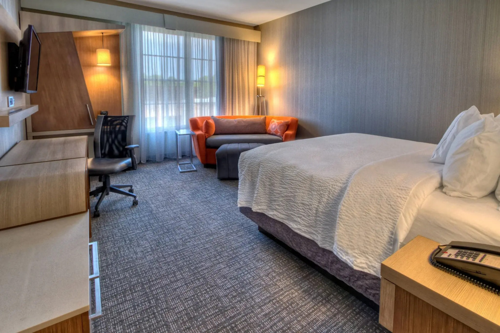 Courtyard by Marriott Nashville Green Hills