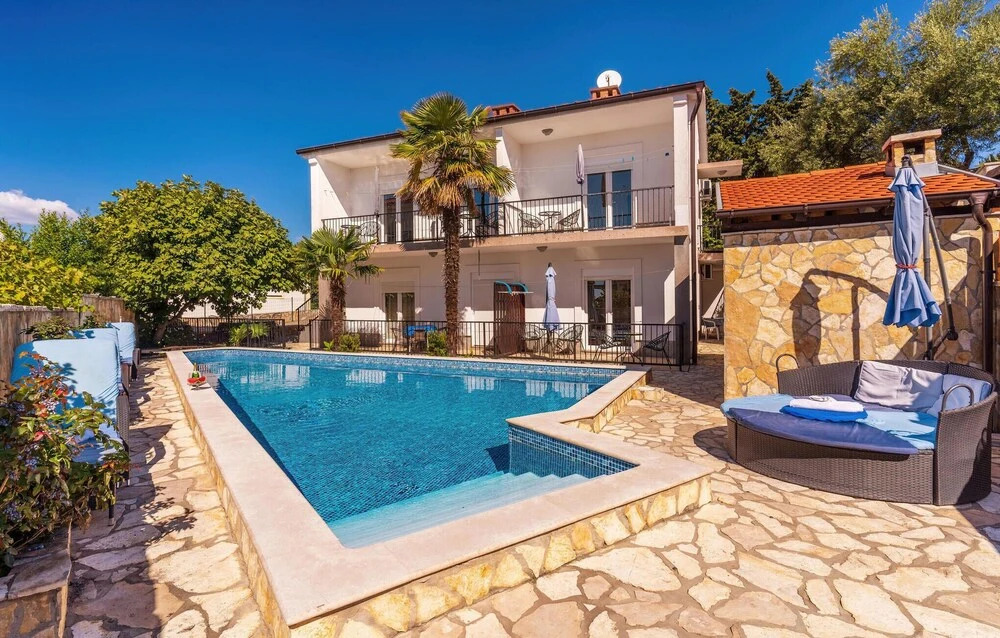 Nice Home in Krk With Wifi and 1 Bedrooms