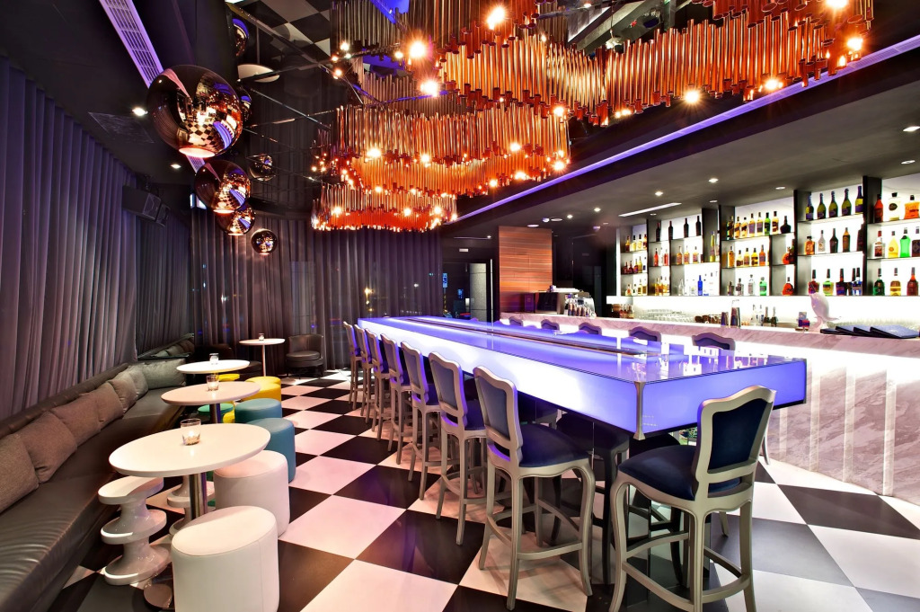 CHECK inn Taipei Main Station