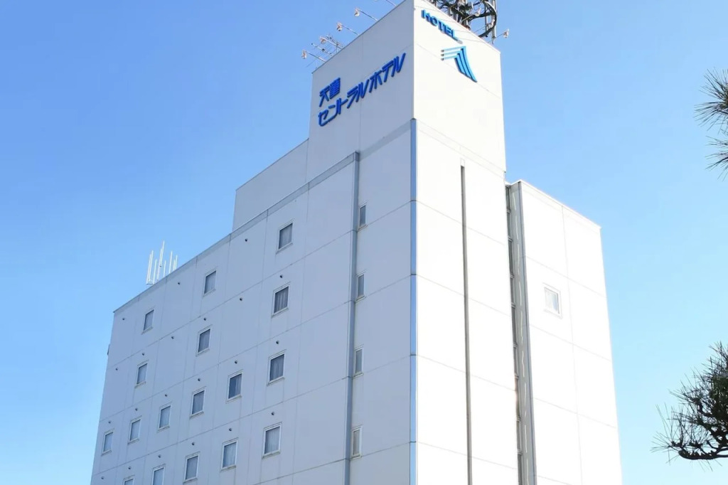 Tendo Central Hotel