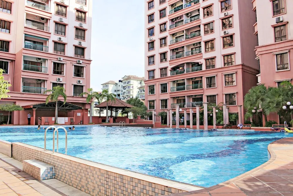 1st Choice Vacation Apartments @ Marina Court Resort Resort