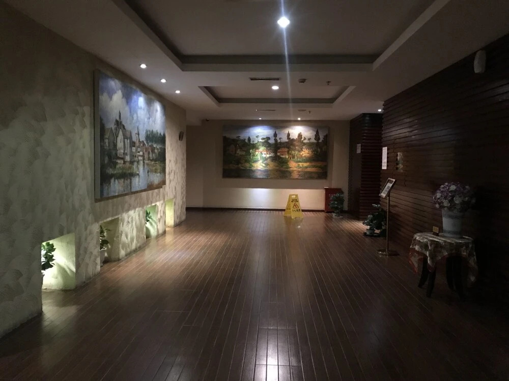 Shanghai Baron Business Hotel