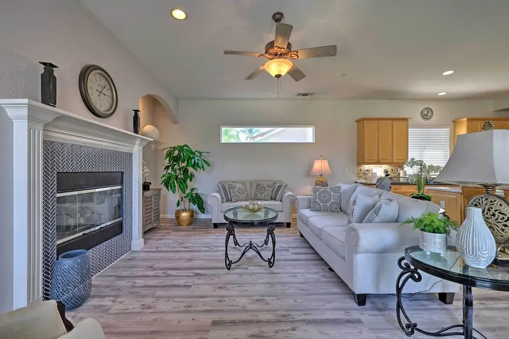 Family-friendly Modesto Home w/ Grill & Yard
