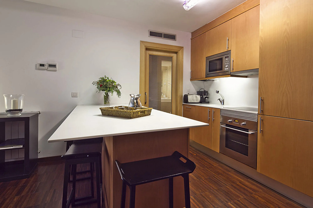 My Space Barcelona Executive Apartments Center