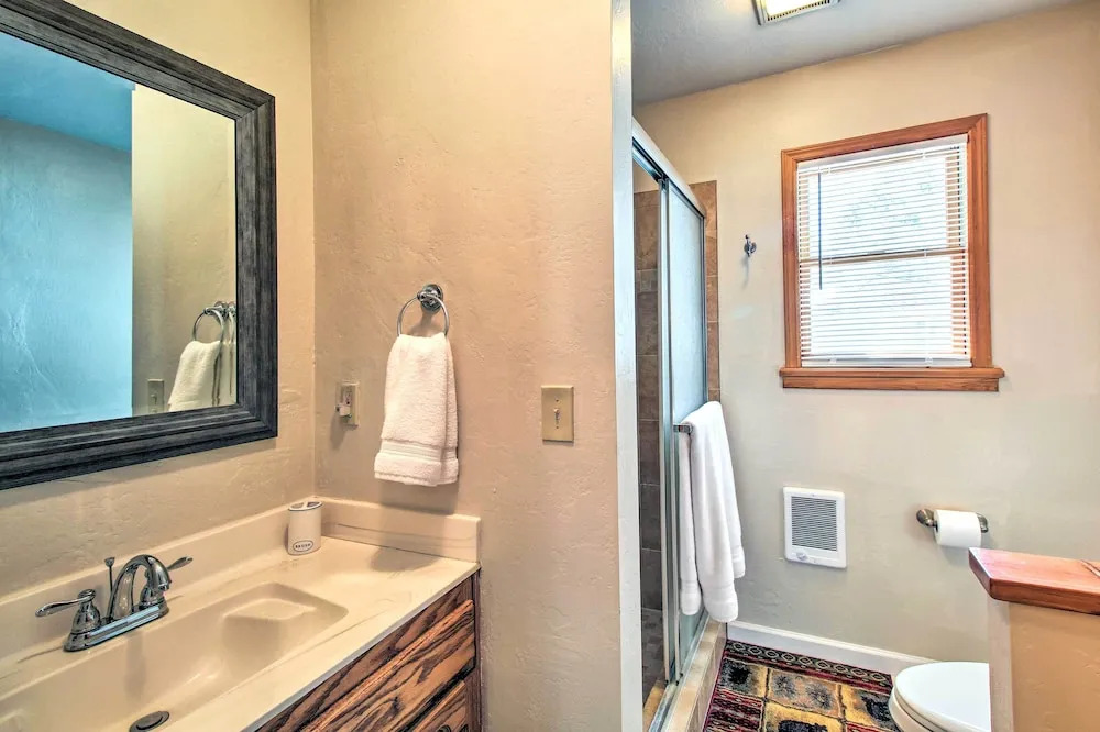 Pet-Friendly Cabin in Pinetop-Lakeside