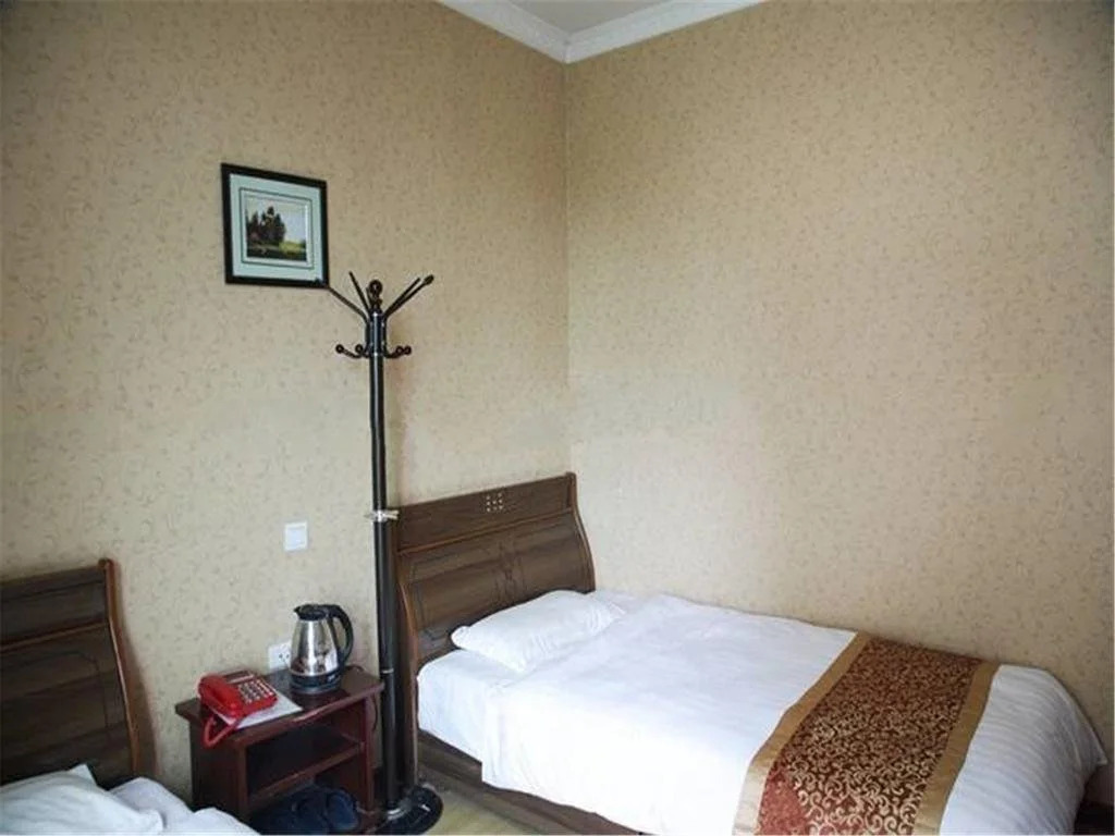 Ge'er Express Inn