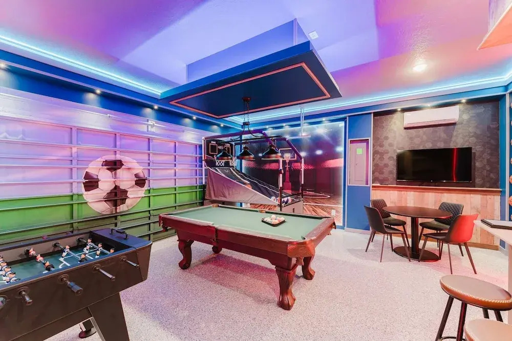 Amazing 7 bd Summerkitchen Gameroom
