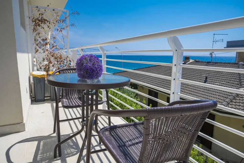 Madreperla Apartment On Sea Shore
