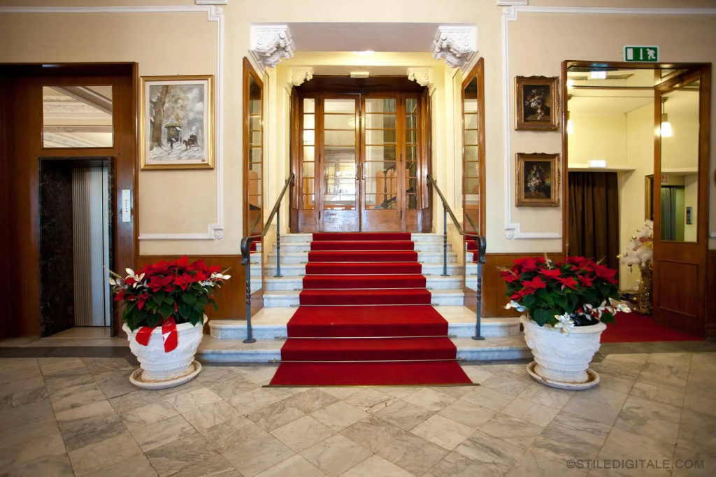 Отель Grand Hotel & Des Anglais