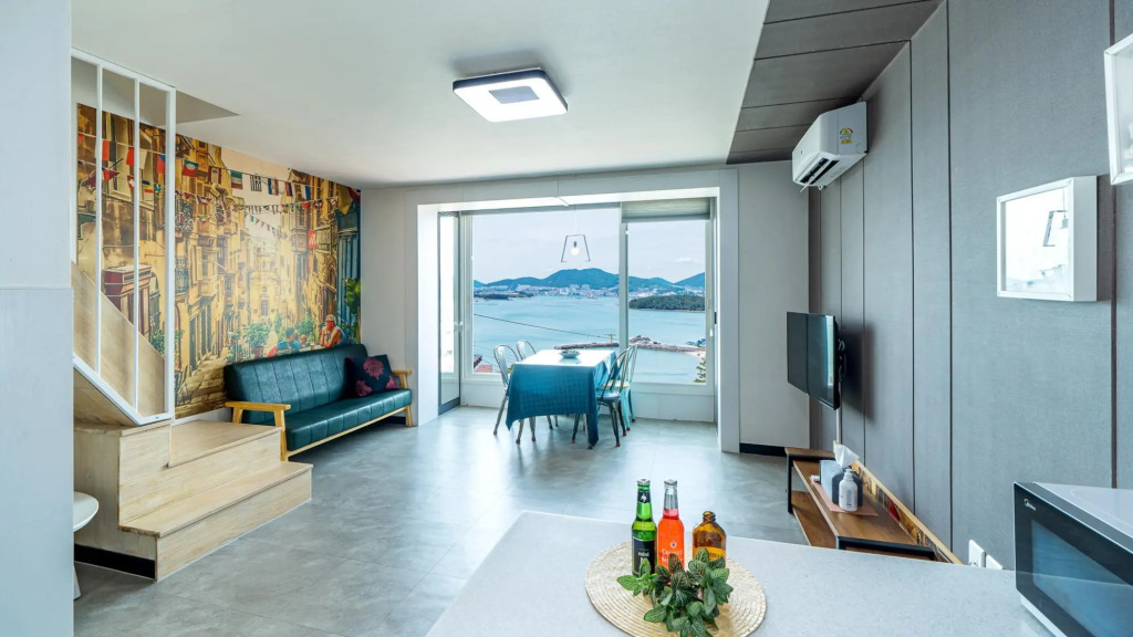 Yeosu Kkotnal Pension