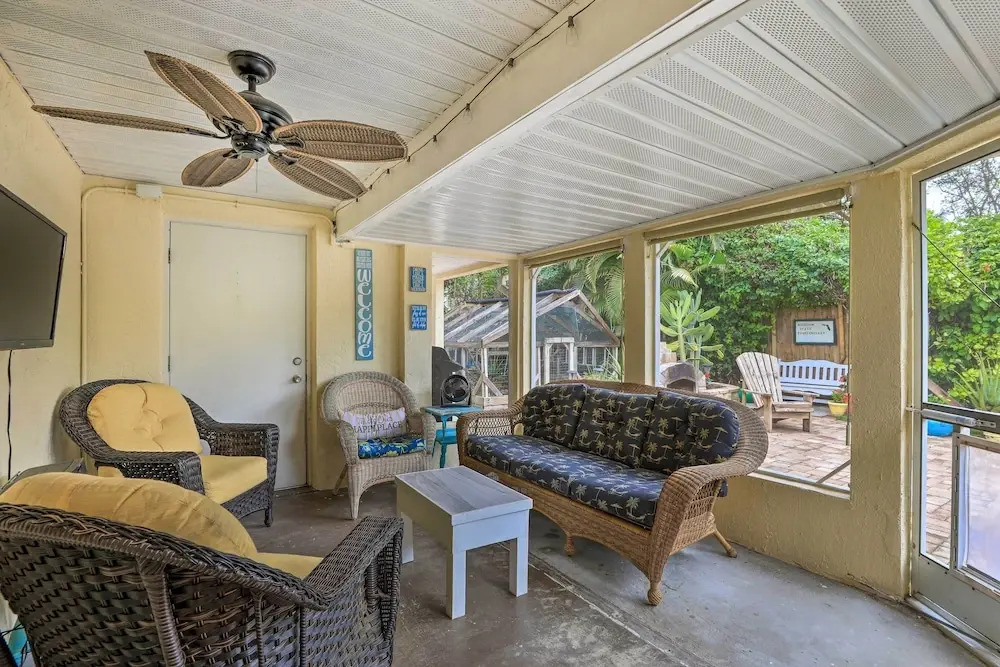 4 Mi to Dtwn: Home w/ Pool & BBQ in Bradenton