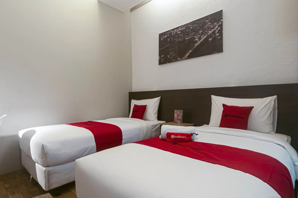 Sans Stay Caverna Gandaria City