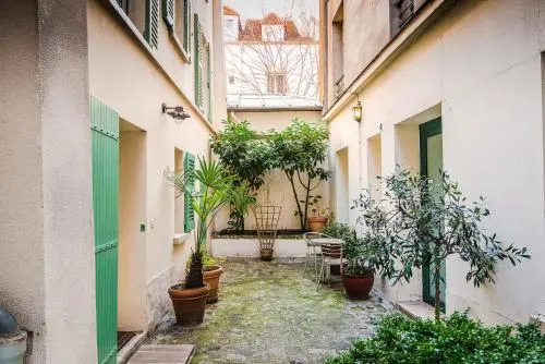 Paris-Oasis Montmartre