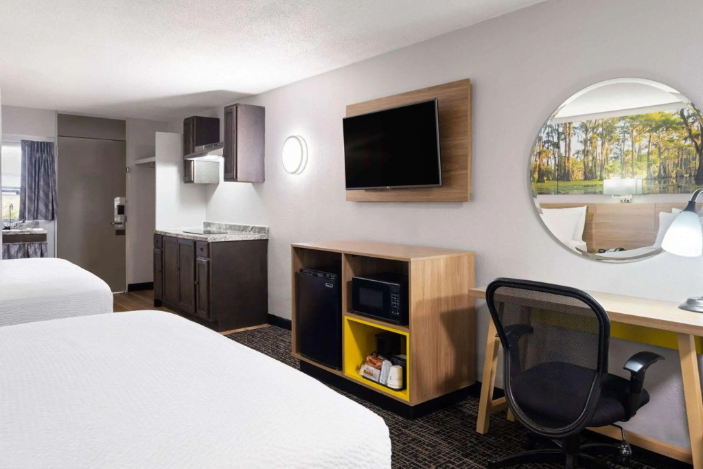 Days Inn by Wyndham Salisbury, NC
