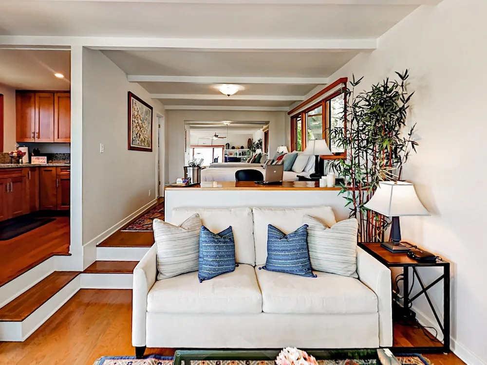 275 El Cielito Rd Cottage 1 Bedroom 1 Bathroom Cottage