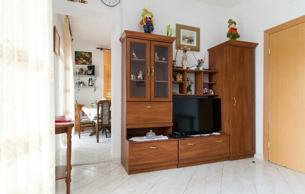 Stunning Apartment in Grebastica With Wifi and 2 Bedrooms