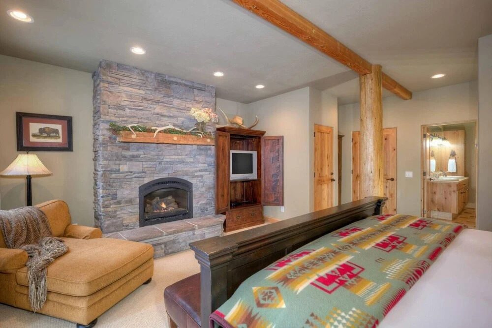 7 Gambler 4 Bedroom Home by Moonlight Basin Lodging