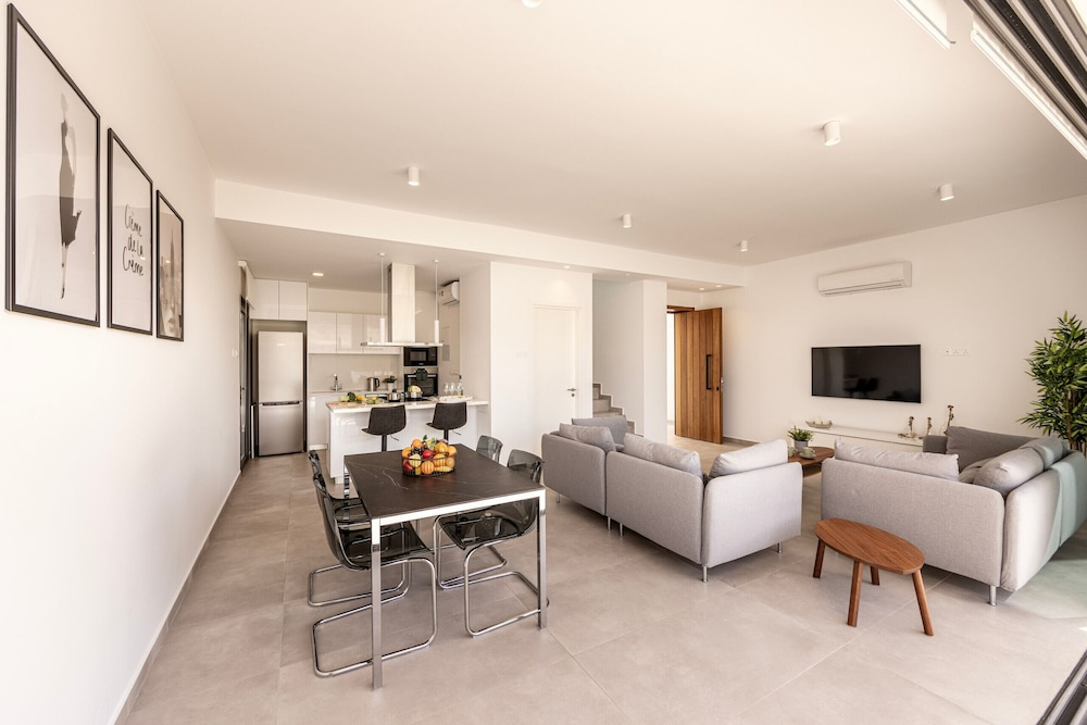 Protaras By the Bay Villa 33