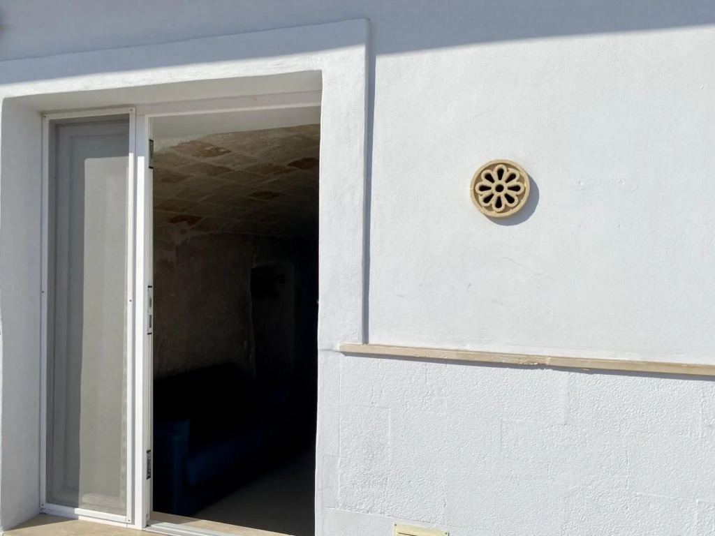 4 people, 1 bathroom, suitable for families, central location, sea view-Casa Luisa