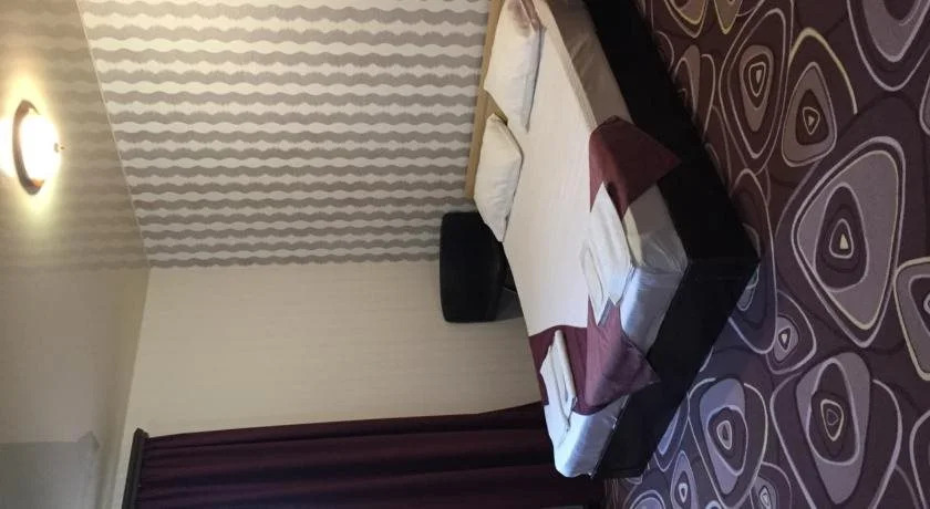 Cherry Hotel