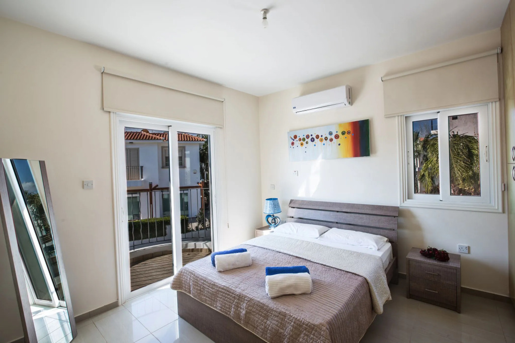 Shaye Frontline Villa