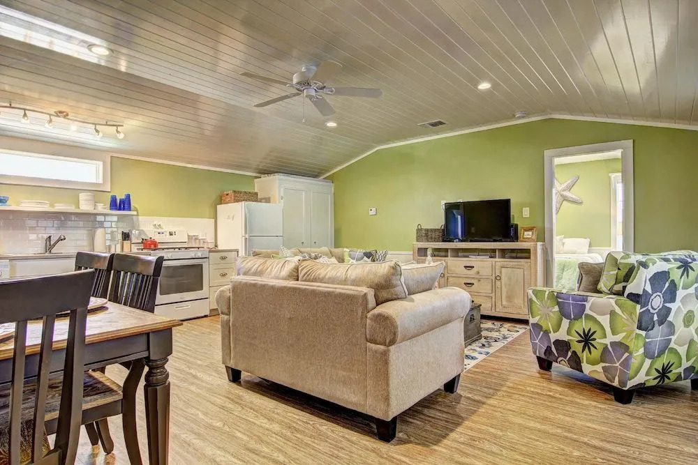 Hurricane Harbour Ss523h 2 Bedrooms 2 Bathrooms Cottage