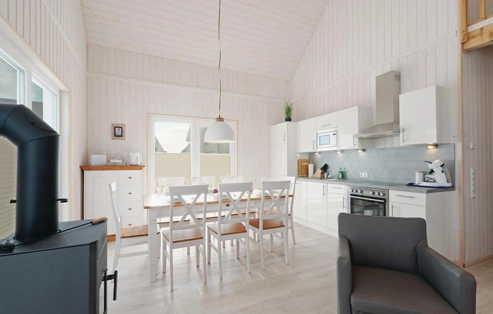 Nice Home In Ostseeresort Olpenitz With Sauna