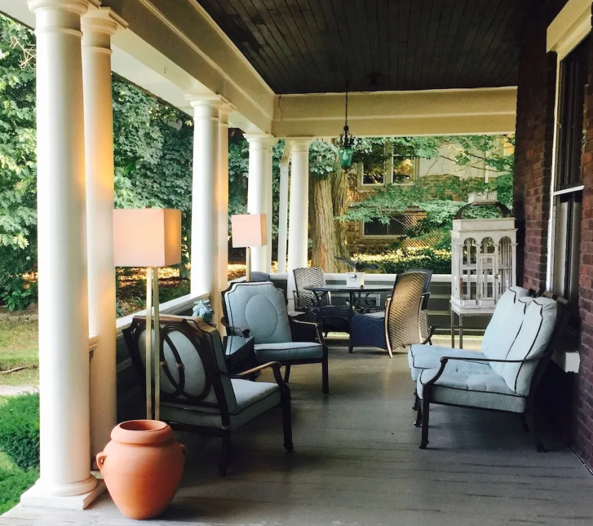 Lion's Head Bed & Breakfast